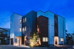 建築写真撮影　竣工写真撮影　建築カメラマン 建築写真きれい　病院の綺麗な写真　建築カメラマン 神奈川　東京　千葉　埼玉　竣工写真　個人宅撮影　別荘、新築個人宅　新築住宅、一戸建てなどの個人宅の建築写真　リフォーム施行写真　建築写真家　建築写真きれい　個人宅の撮影　建築 別荘の外観写真　建築出張カメラマン　川崎　横浜　夜景の外観　個人宅