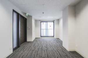 建築写真撮影　竣工写真撮影　集合住宅　アパート・マンションなど　建築カメラマン 建築写真きれい　建築カメラマン 神奈川　東京　千葉　埼玉　竣工写真　建築写真家　建築写真きれい　集合住宅撮影　集合住宅の部屋　建築　画像リタッチ料金内　赤坂田町ビル　事務所１