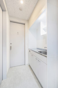 建築写真撮影　竣工写真撮影　集合住宅　アパート・マンションなど　建築カメラマン 建築写真きれい　建築カメラマン 神奈川　東京　千葉　埼玉　竣工写真　建築写真家　建築写真きれい　集合住宅撮影　集合住宅の部屋　建築　画像リタッチ料金内　赤坂田町ビル　事務所水廻り