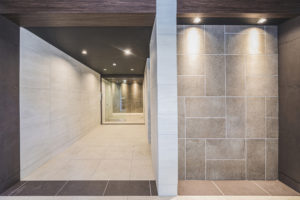 建築写真撮影　竣工写真撮影　集合住宅　マンションなど　　建築竣工写真　リフォーム写真　建築カメラマン 建築写真きれい　建築カメラマン 神奈川　東京　千葉　埼玉　竣工写真　建築写真家　建築写真きれい　集合住宅撮影　エントランスホール　建築　画像リタッチ料金内　ルフレ田園調布　エントランス３