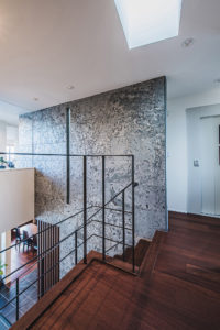 建築写真撮影　竣工写真撮影　建築カメラマン 建築写真きれい　病院の綺麗な写真　建築カメラマン 神奈川　東京　千葉　埼玉　竣工写真　個人宅撮影　別荘、新築個人宅　新築住宅などの個人宅の建築写真　建築写真家　建築写真きれい　個人宅の撮影　建築　画像リタッチ　電線消し画像処理　別荘の外観写真　建築出張カメラマン　川崎　横浜　戸建ての外観写真撮影　オシャレなメザニン