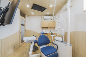 建築写真撮影　竣工写真撮影　建築カメラマン 建築写真きれい　病院の綺麗な写真　建築カメラマン 神奈川　東京　千葉　埼玉　竣工写真　病院／クリニック撮影　病院・歯科医院　医療施設の建築写真　建築写真家　建築写真きれい　医療施設の撮影　建築　画像リタッチ　電線消し画像処理　クリニック治療室