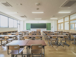 建築写真撮影　竣工写真撮影　建築カメラマン 建築写真きれい　綺麗な建築写真　建築カメラマン 神奈川　東京　千葉　埼玉　竣工写真　学校外装内装撮影　学校撮影　学校・幼稚園・図書館などの公共施設の建築写真　建築写真家　建築写真きれい　公共施設の撮影　建築　画像リタッチ　電線消し画像処理　各教室内の写真