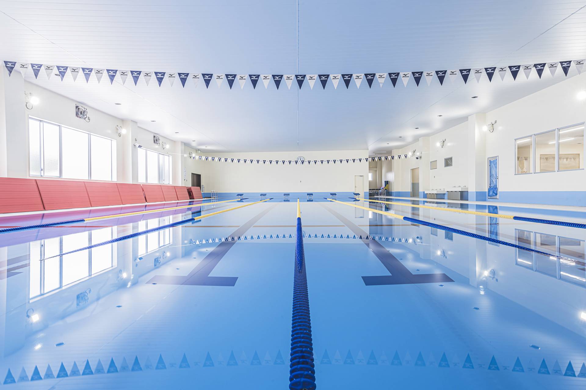 建築写真撮影　竣工写真撮影　建築カメラマン 建築写真きれい　病院の綺麗な写真　建築カメラマン 神奈川　東京　千葉　埼玉　竣工写真　工場・プール・倉庫・　プライベートスペースの内装など多種建築写真　建築写真家　建築写真きれい　神社仏閣の撮影　建築　画像リタッチ　電線消し画像処理　別荘の外観写真　建築出張カメラマン　川崎　横浜　プライベートスイミングスクール